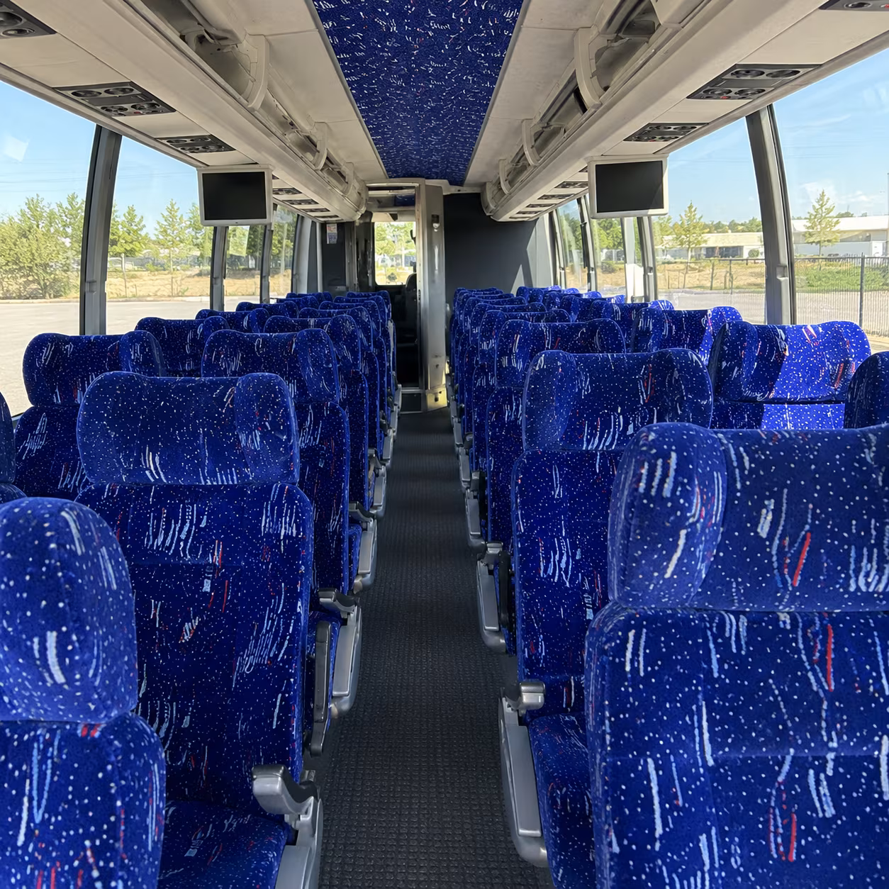 charter buses for western washington university events and campus visits
