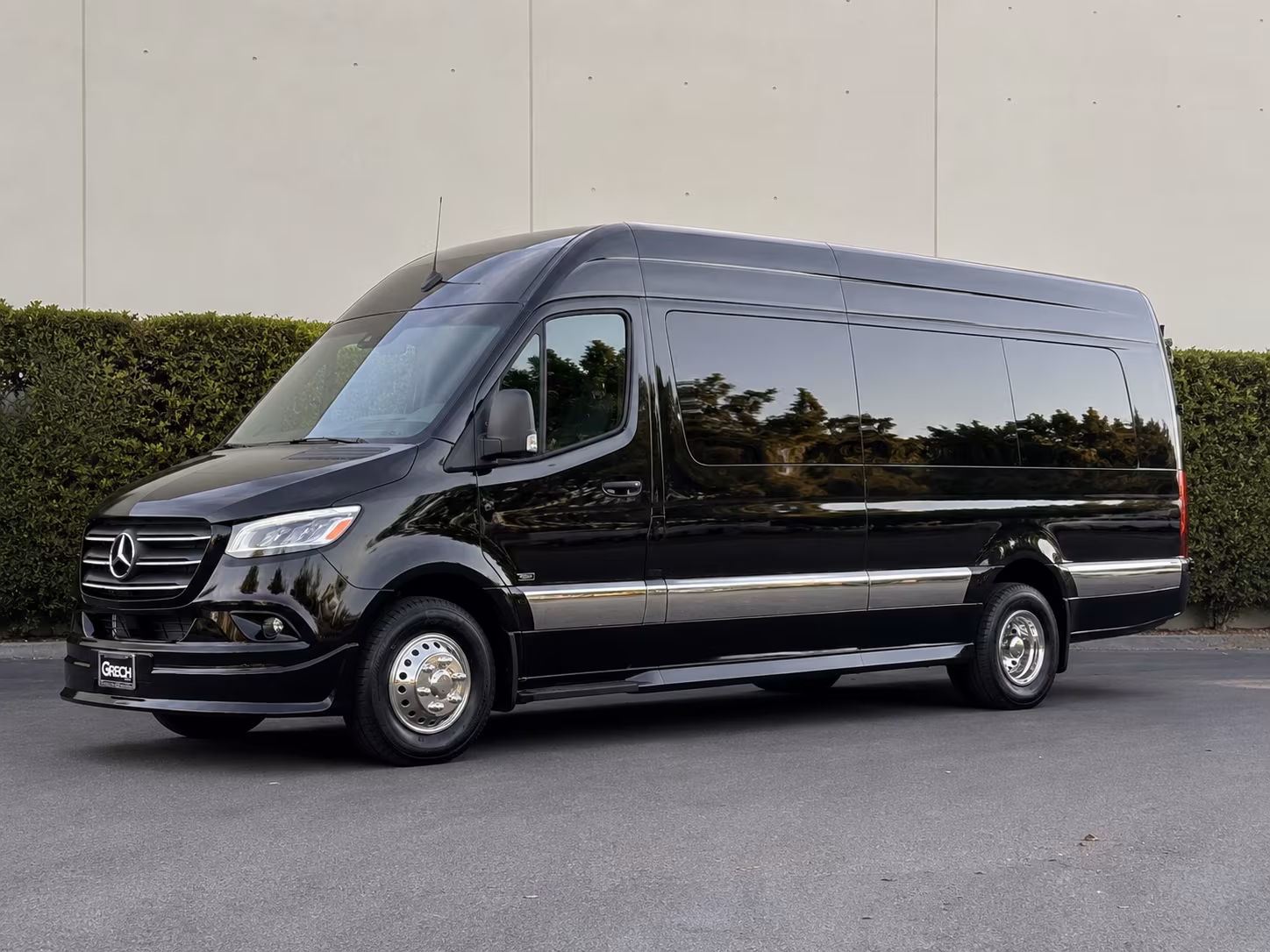 find the perfect transportation for your next corporate event 1